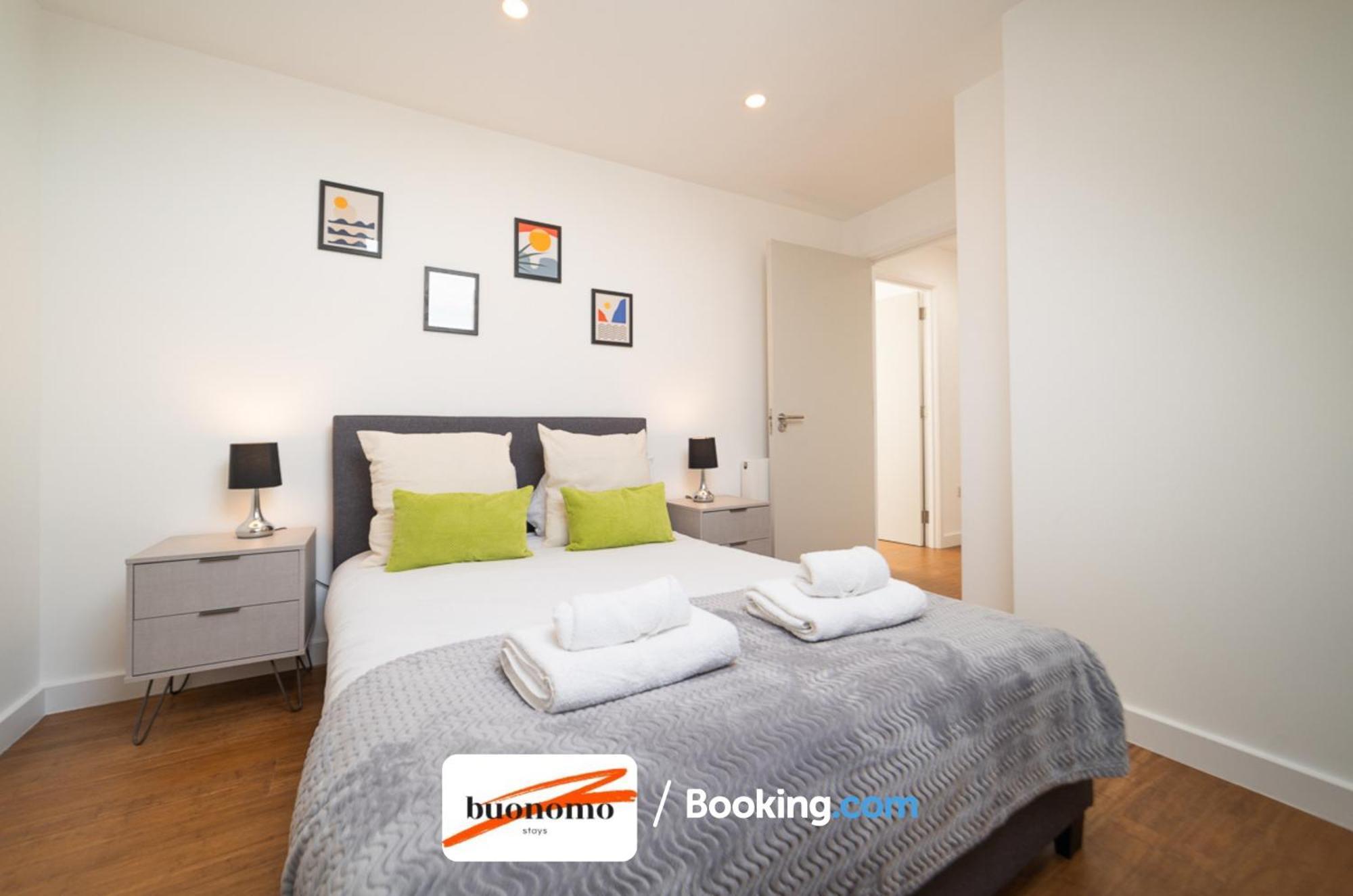 Two Bedroom Apartment At Buonomo Stays Short Lets & Serviced Accommodation Лондон Екстер'єр фото