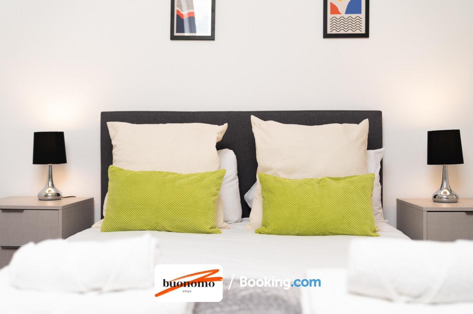 Two Bedroom Apartment At Buonomo Stays Short Lets & Serviced Accommodation Лондон Екстер'єр фото